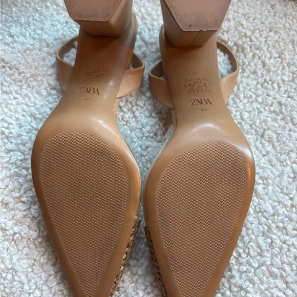 Zara Tan Block Heel Sandals - Picture 5 of 5